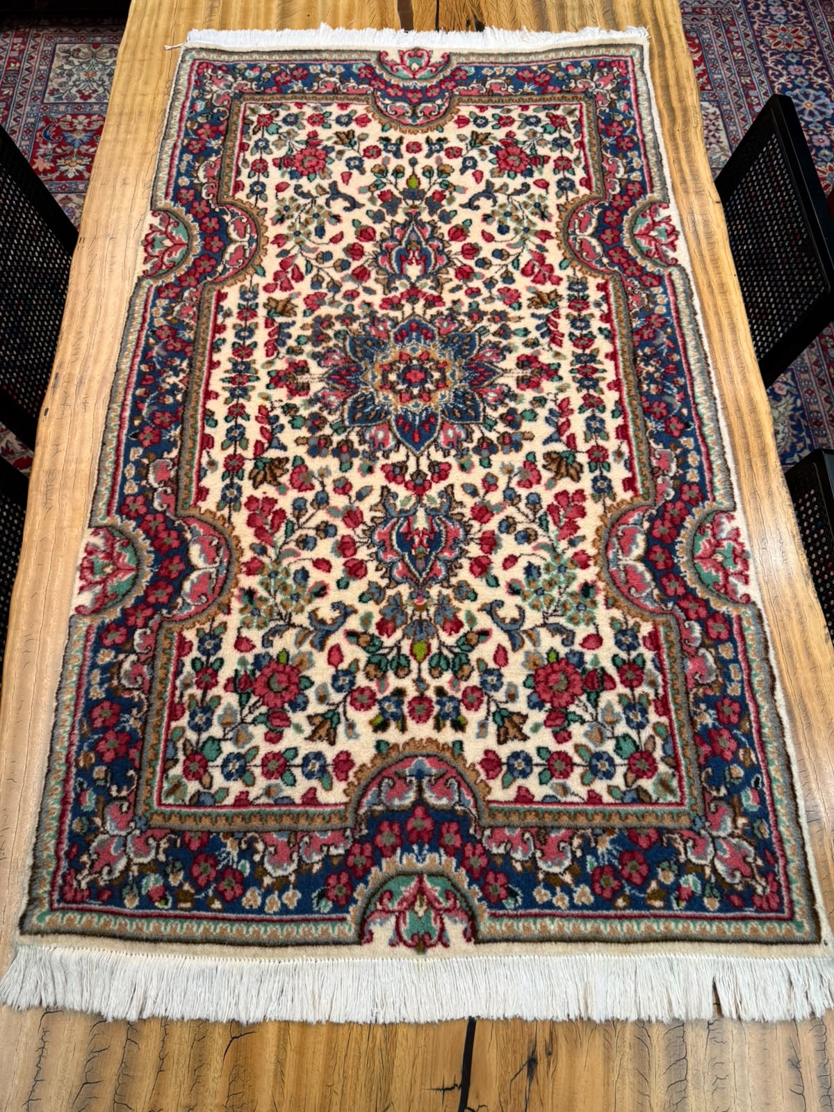 Tapete Persa Kirman (Obra Clássica Iraniana) - 1,55 × 0,89 m
