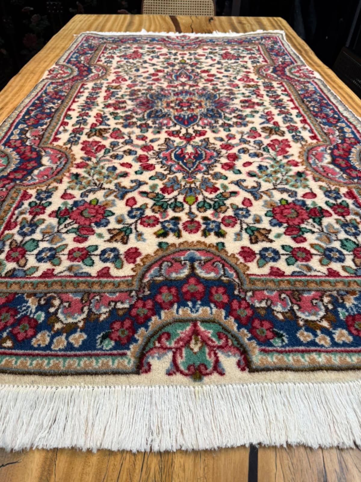 Tapete Persa Kirman (Obra Clássica Iraniana) - 1,55 × 0,89 m